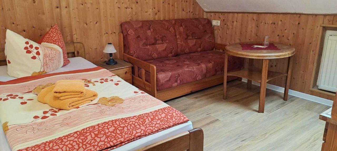 Pension & Gasthaus Nostalgie Altendorf  Quarto foto